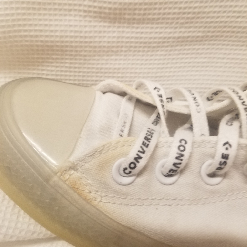 Converse Chuck Taylor With New Pair of Socks - Picture 14 of 16
